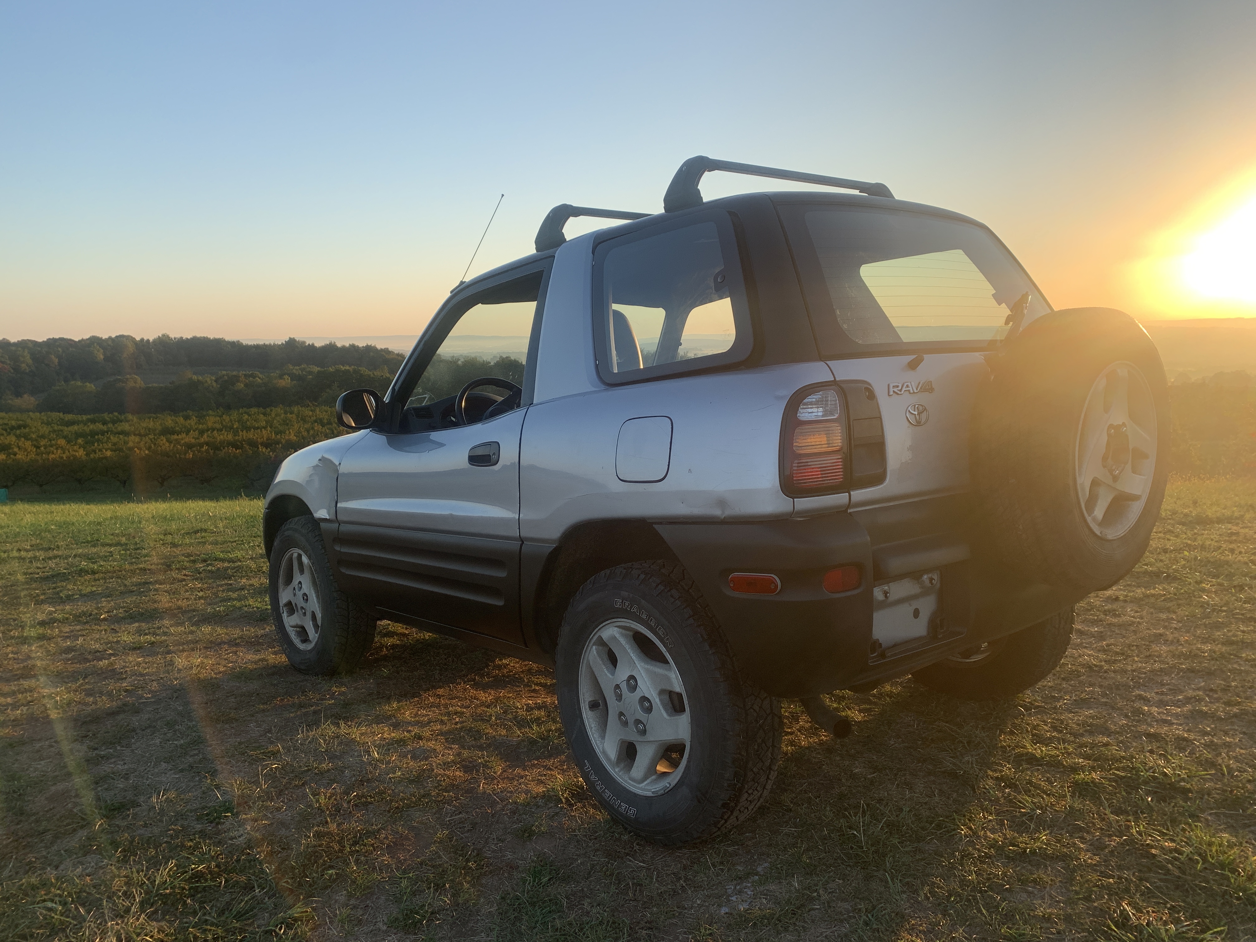 1998 Toyota RAV4 2 Door AWD — photo 26
